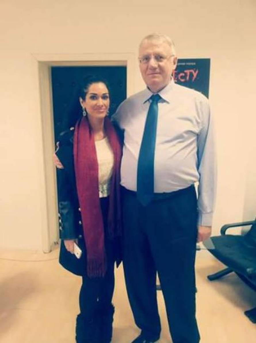 Više ne prati Dikana: 'Miljenica Šešelja' vratila se u Beograd