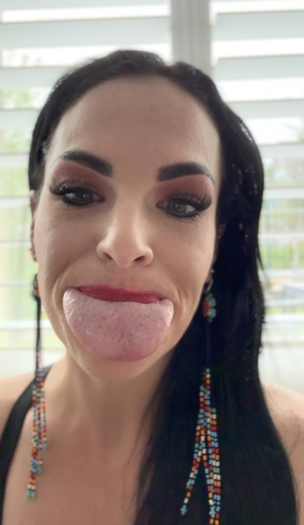 Woman with 7.9cm tongue becomes Guinness World Record holder for widest clapper