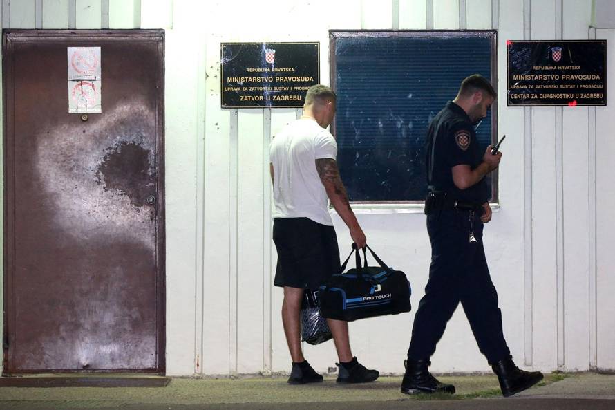 Daruvarac taksijem stigao u Remetinec: Robijat će u Glini?