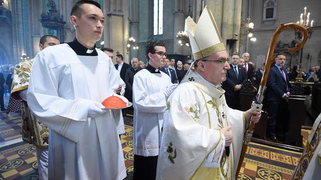 Zagreb: Josip BozaniÄ predvodio uskrsno euharistijsko slavlje