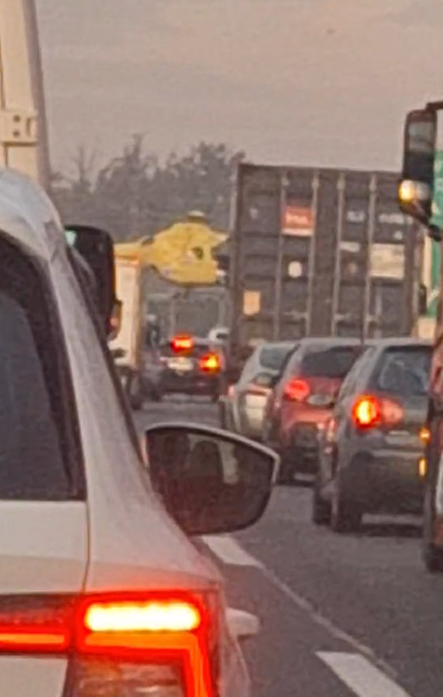 FOTO Neviđeni kaos na A3: Ljudi u šoku izlazili iz automobila!