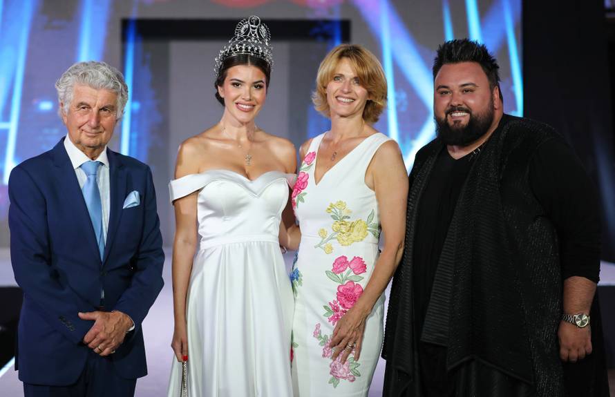 Dubrovkinja Ora Antonija naša je nova Miss Universe! Visoka je 185 cm i žiri je osvojila znanjem