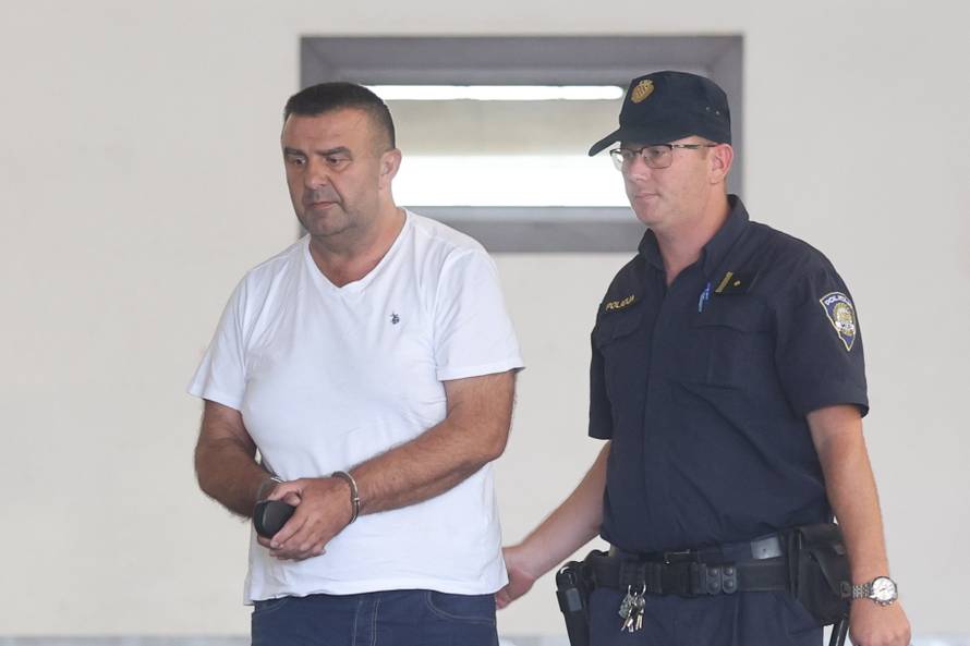 U prostorije USKOK-a u Branimirovoj na ispitivanje je doveden Ivan Devčić