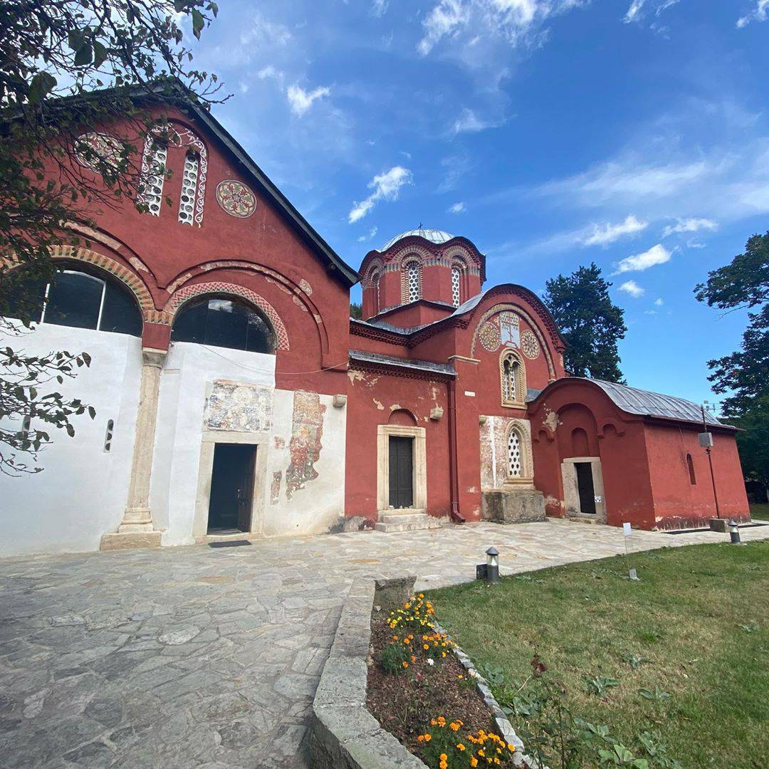 Severina Igoru više nije jedina: Sad prati i profil o naseljima na području Kosova i Metohije...