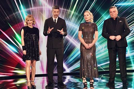 Blink-blink! Barbara Kolar i Iva &Scaron;ulenti&cacute; zablistale su u crnim &scaron;ljoki&ccaron;astim haljinama na Dori