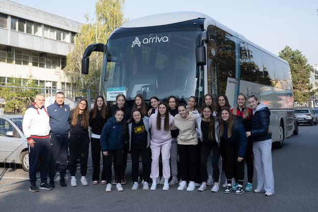 Zagreb: Okupljanje hrvatske ženske rukometne reprezentacije