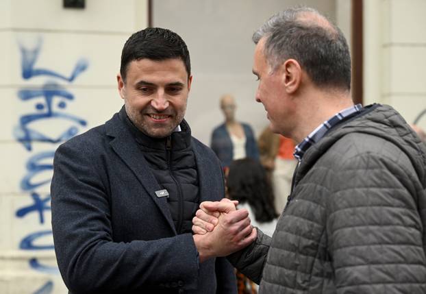 Zagreb: Davor Bernardić na špici 