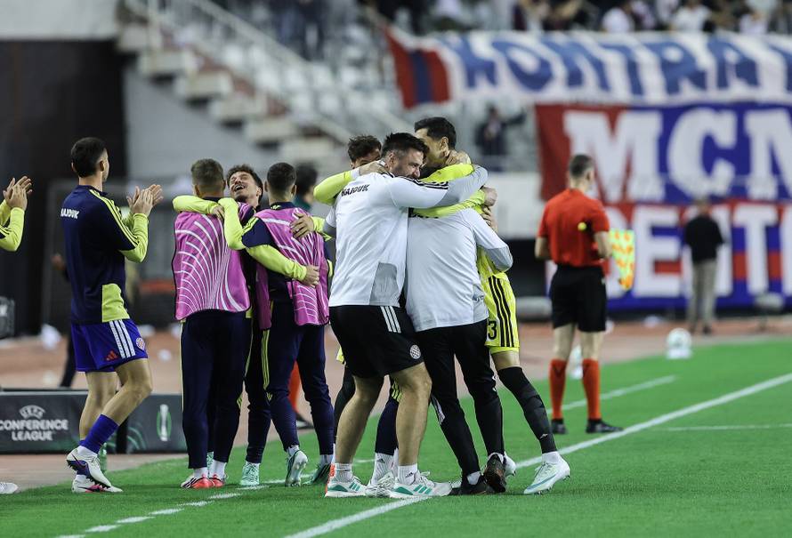 Susret 1. kola Konferencijske lige između Hajduka i Ajaxa