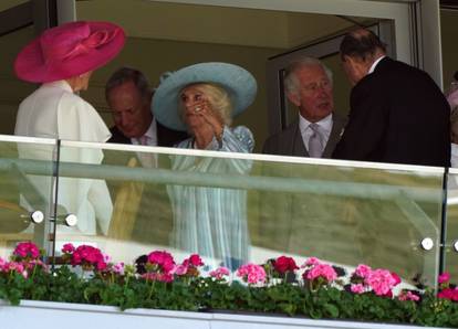 Royal Ascot: Nevjerojatni šeširi i modne kombinacije više klase