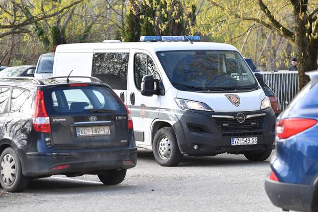 Na Županijskom sudu u Varaždinu nastvaljeno je  suđenje Srđanu Mlađanu, doveden je pod jakim osiguranjem na sud