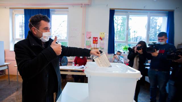 Mostar: Irma Baralija i Mario Kordić izašli na izbore