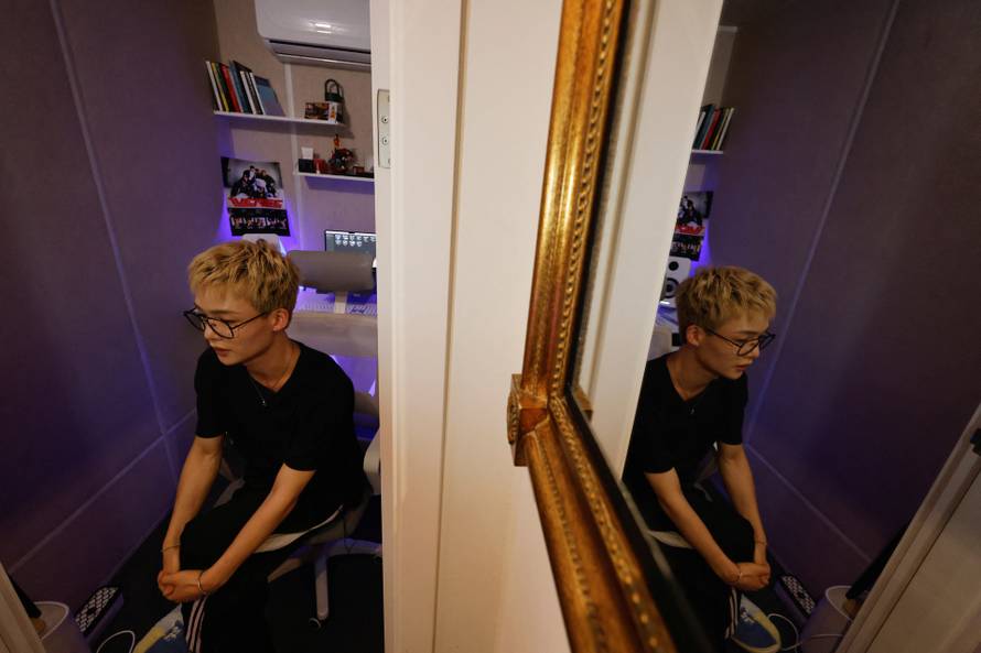 North Korean defectors debut in K-pop group aiming for global stage