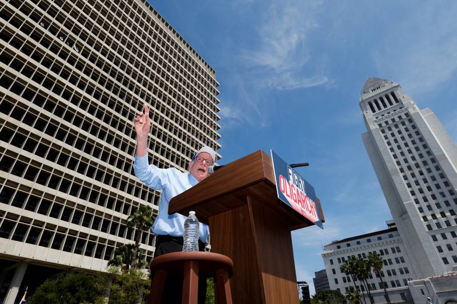 U.S. Sen. Sanders and U.S. Rep. Ocasio-Cortez hold a rally in Los Angeles