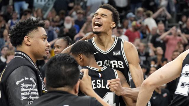 NBA: Denver Nuggets at San Antonio Spurs