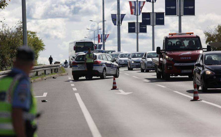 Policajac stradao dok se vraćao sa skupa za poginulog kolegu