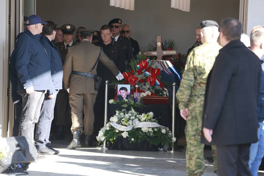 Vukovar:  Posljednji ispraćaj  Jean-Michela Nicoliera