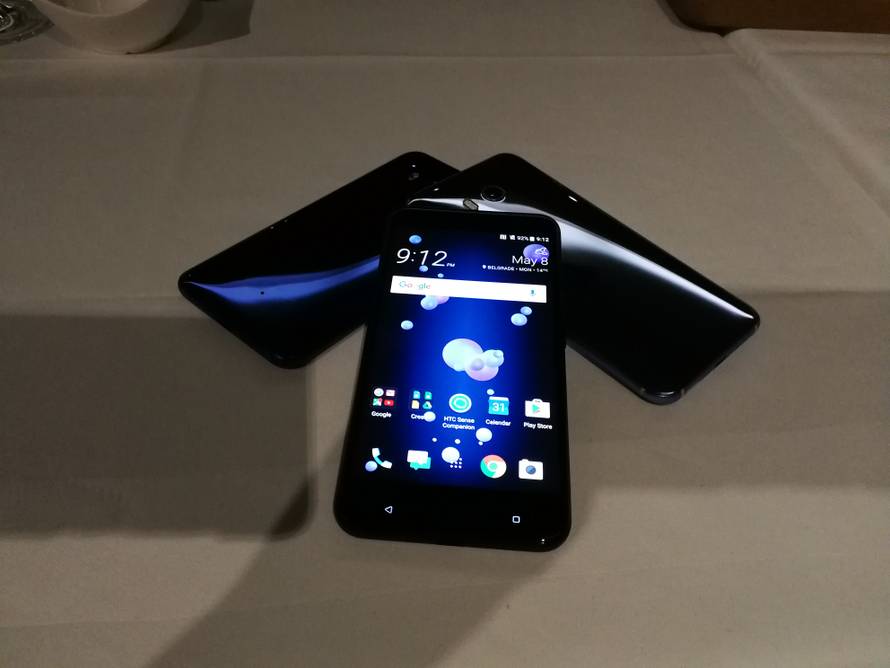 Stisni ga  za selfie: HTC U11 je telefon s najboljom kamerom