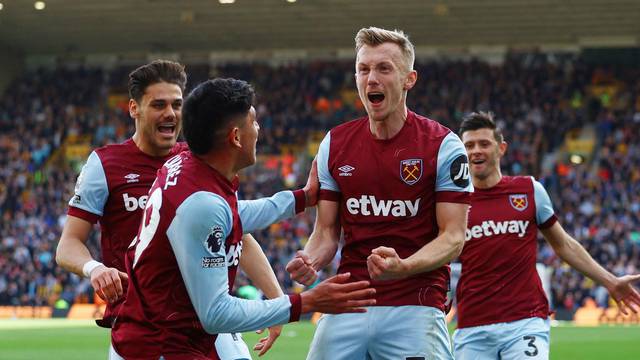 Premier League - Wolverhampton Wanderers v West Ham United