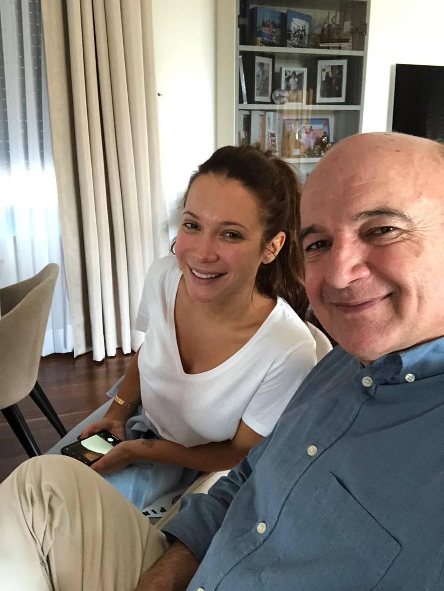 'Majka joj je umrla, a otac volio piti. Onda sam Tiju uzeo sebi...'