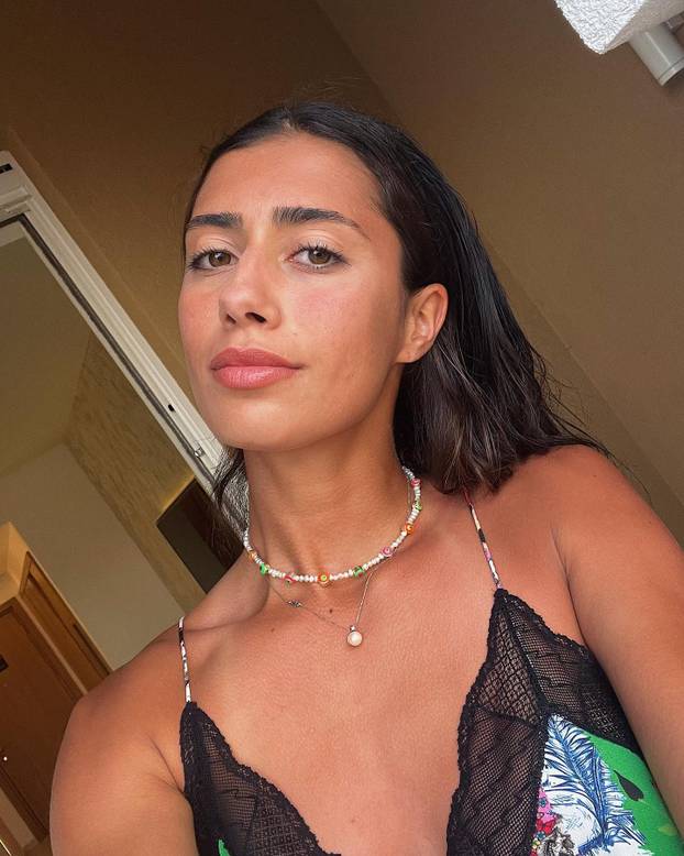 FOTO Kći srpske košarkaške legende ljubi zvijezdu Atletica i penje se prema teniskom vrhu