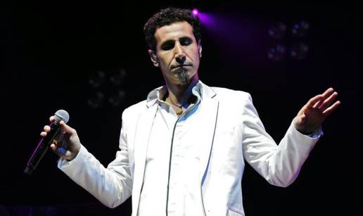 Stigla autobiografija frontmena grupe System of a Down...