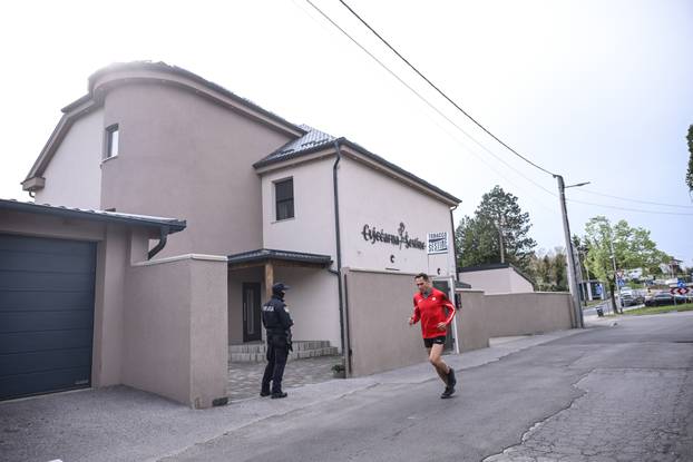 Zagreb: U stanu na Šestinskom trgu ubijen muškarac