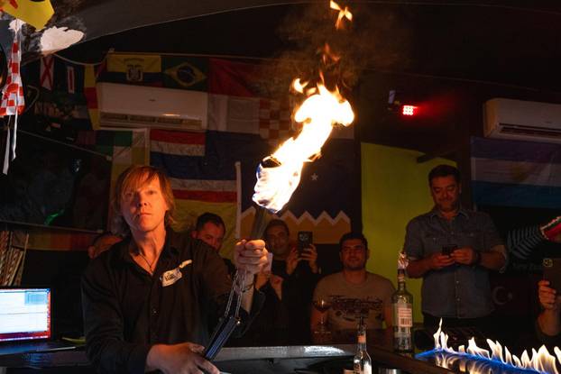 Zagreb: Butchers Barrel bar