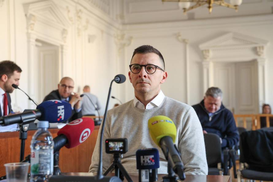 Osijek: Nastavljeno suđenje braći Mamić i ostalima