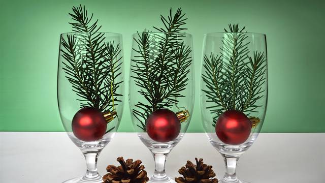 Efektne božićne ukrase možete izraditi od prirodnih materijala