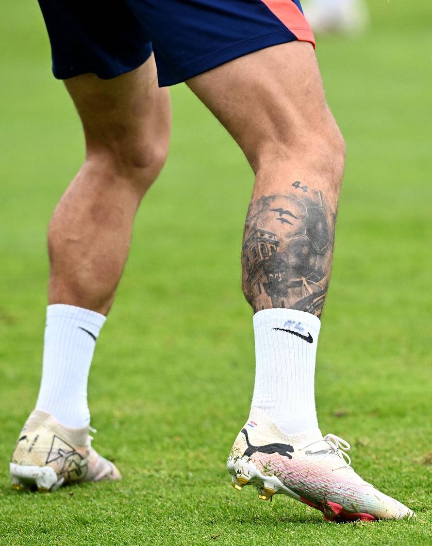 Neuruppin: Ivan Perišić na treningu reprezentacije s novom tetovažom