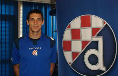Rukavina potpisao: Sretan sam što dolazim u Dinamo