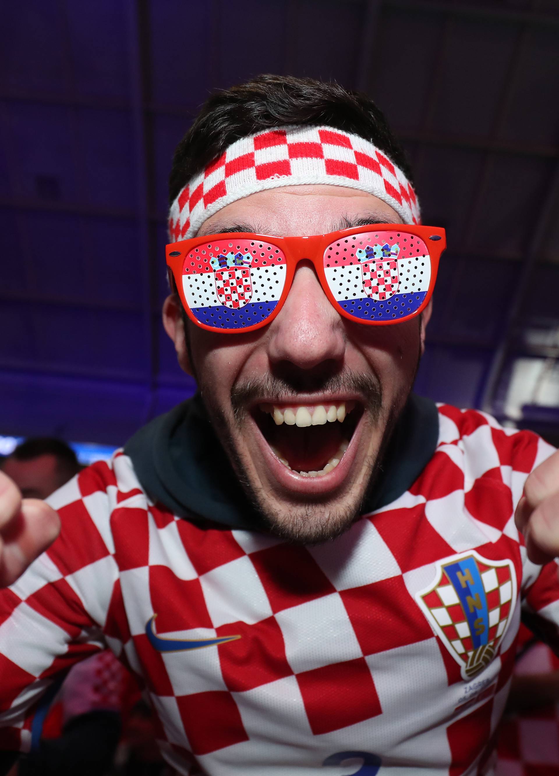 Lille: Atmosfera na stadionu tijekom treÄeg dana finala Davis Cupa izmeÄu Francuske i Hrvatske