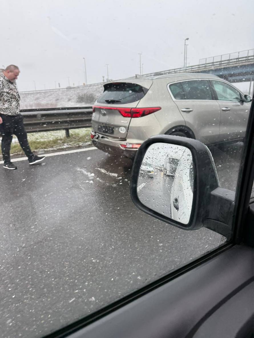 FOTO Sudarili se na zagrebačkoj obilaznici, kolona je 2 kilometra