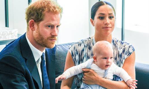 Maleni Archie napunio je dvije godine: Slavit &cacute;e preko Zooma, a nazvat &cacute;e kraljicu i ro&dstrok;ake