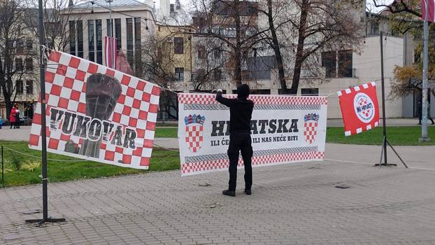 FOTO Navijačka ludnica u Rigi: Evo kakva je atmosfera u Latviji uoči važne utakmice 'vatrenih'