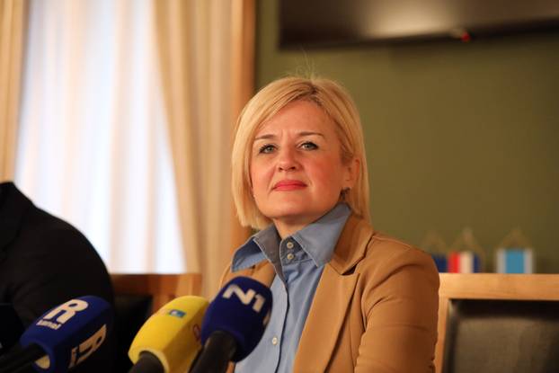 Rijeka: Gradona&ccaron;elnica Iva Rin&ccaron;i&cacute;, Aleksandar Milakovi&cacute; i Vlado Mezak na konferenciji