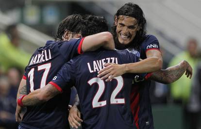 Cavani i Lavezzi zabili za prvu pobjedu PSG-a u prvenstvu...