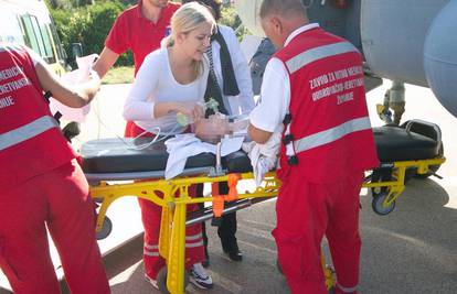 Imalo vrućicu: Helikopterom u KBC prevezli bolesno dijete