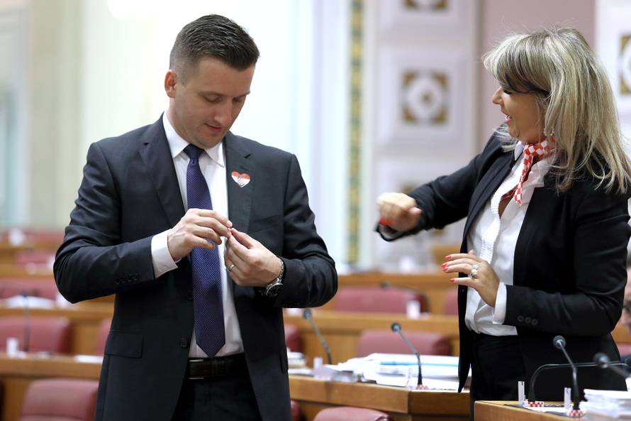 Zagreb: NavijaÄka strana saborskih zastupnika