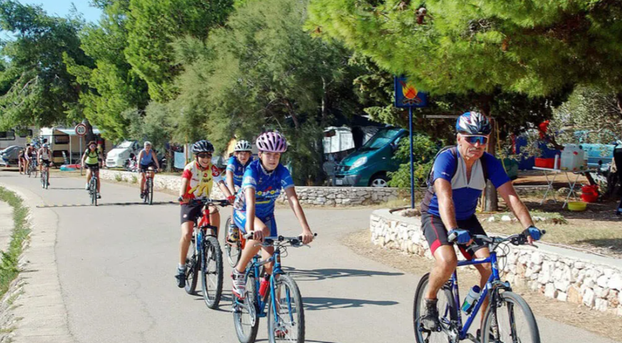 30 najboljih kampova na našim otocima - užitak pod zvijezdama