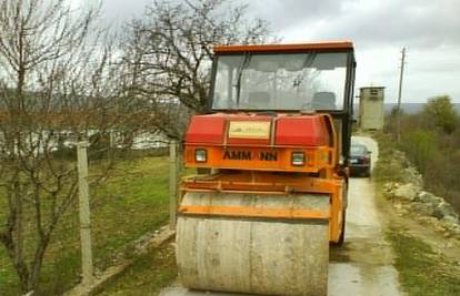 Zbog pokvarenog valjka su ostali bez jedine trgovine