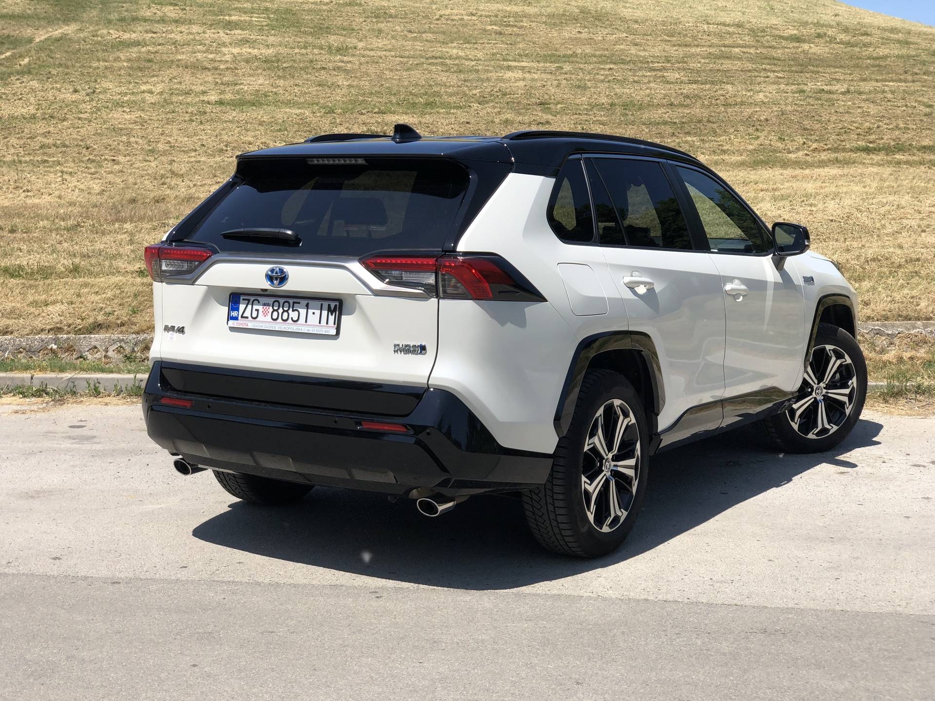 Toyota RAV 4: Novi plug-in hibridni pogon za mnogo snage i vrlo malu potrošnju benzina