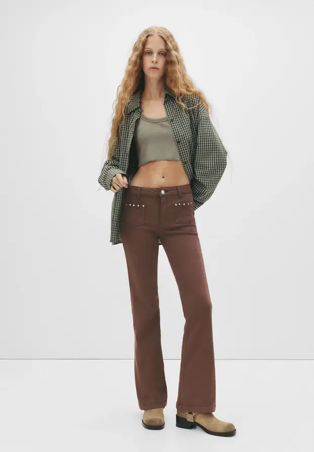 Smeđe traperice su jesenski hit: Donosimo najbolje i najjeftinije