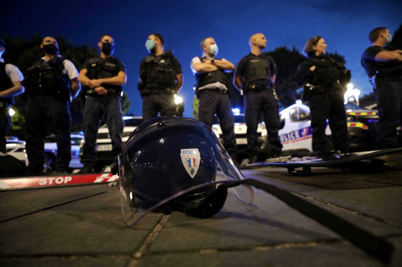 Police officers demonstrate against French Interior Minister Christophe Castaner's reforms in Nice