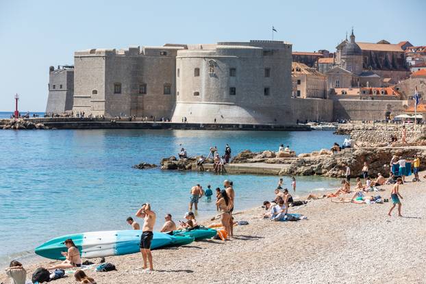 Dubrovnik: Ljetni ugođaj na plaži Banje