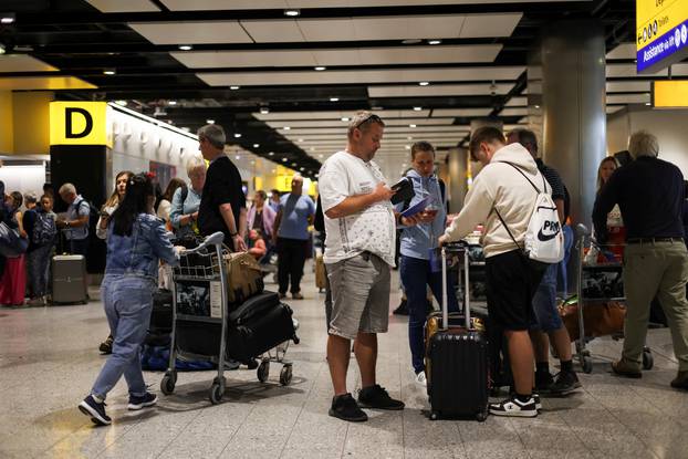 UK air traffic restricted due to a technical issue causing delays, in London