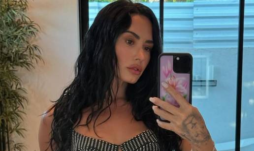 Demi Lovato o po&ccaron;etku karijere na Disneyu: Bila sam te&scaron;ka za suradnju, imala sam slomove...