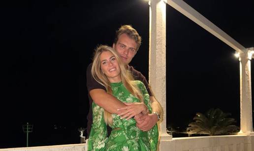 FOTO Slave Zub&ccaron;i&cacute;i! Zaru&ccaron;ila se Filipova mla&dstrok;a sestra Tamara