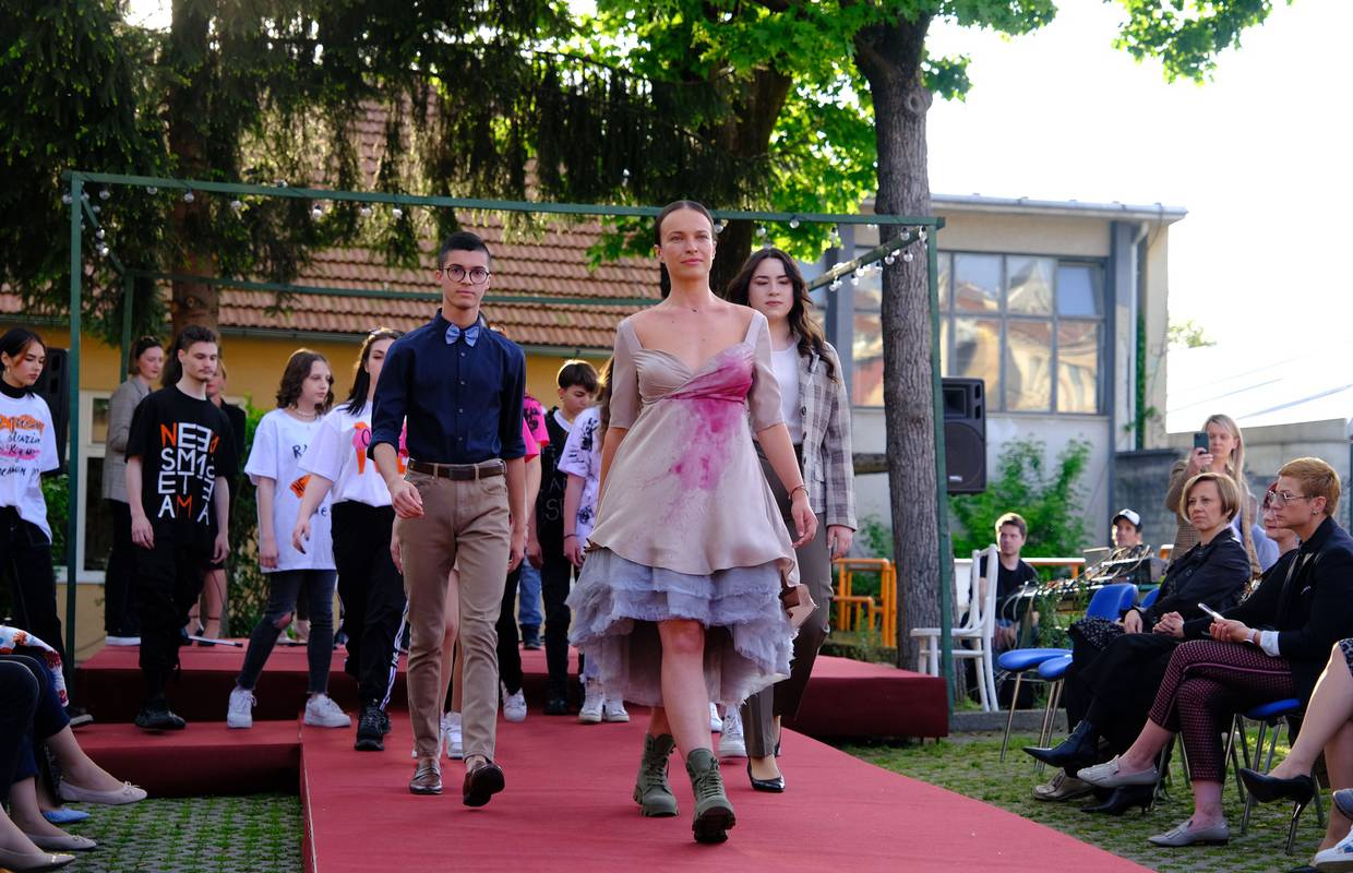 Ljupka Gojić Mikić u 'Nenasilju' slavila 30. rođendan Škole za modu i dizajn u Zagrebu