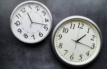 Uskoro opet pomičemo sat na zimsko računanje vremena! Evo kako lakše preživjeti promjenu